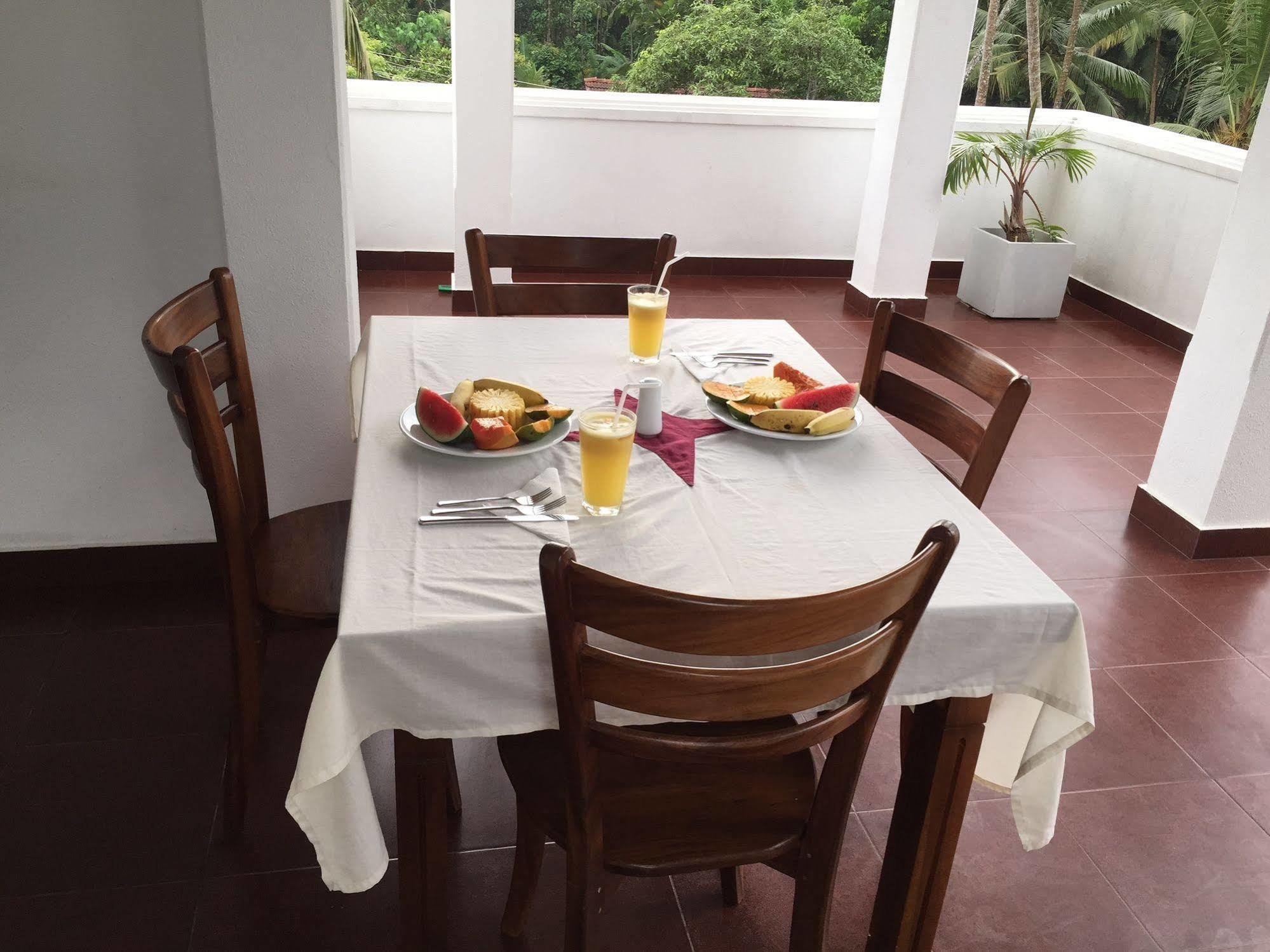 Supun Villa Bentota Esterno foto